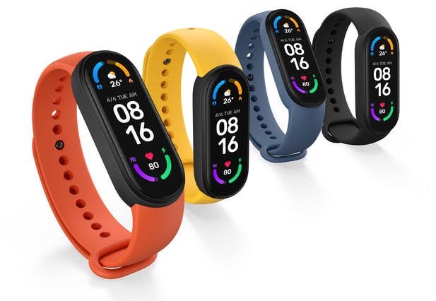 So sánh vòng đeo tay thông minh Xiaomi Mi Band 6 và Mi Band 5